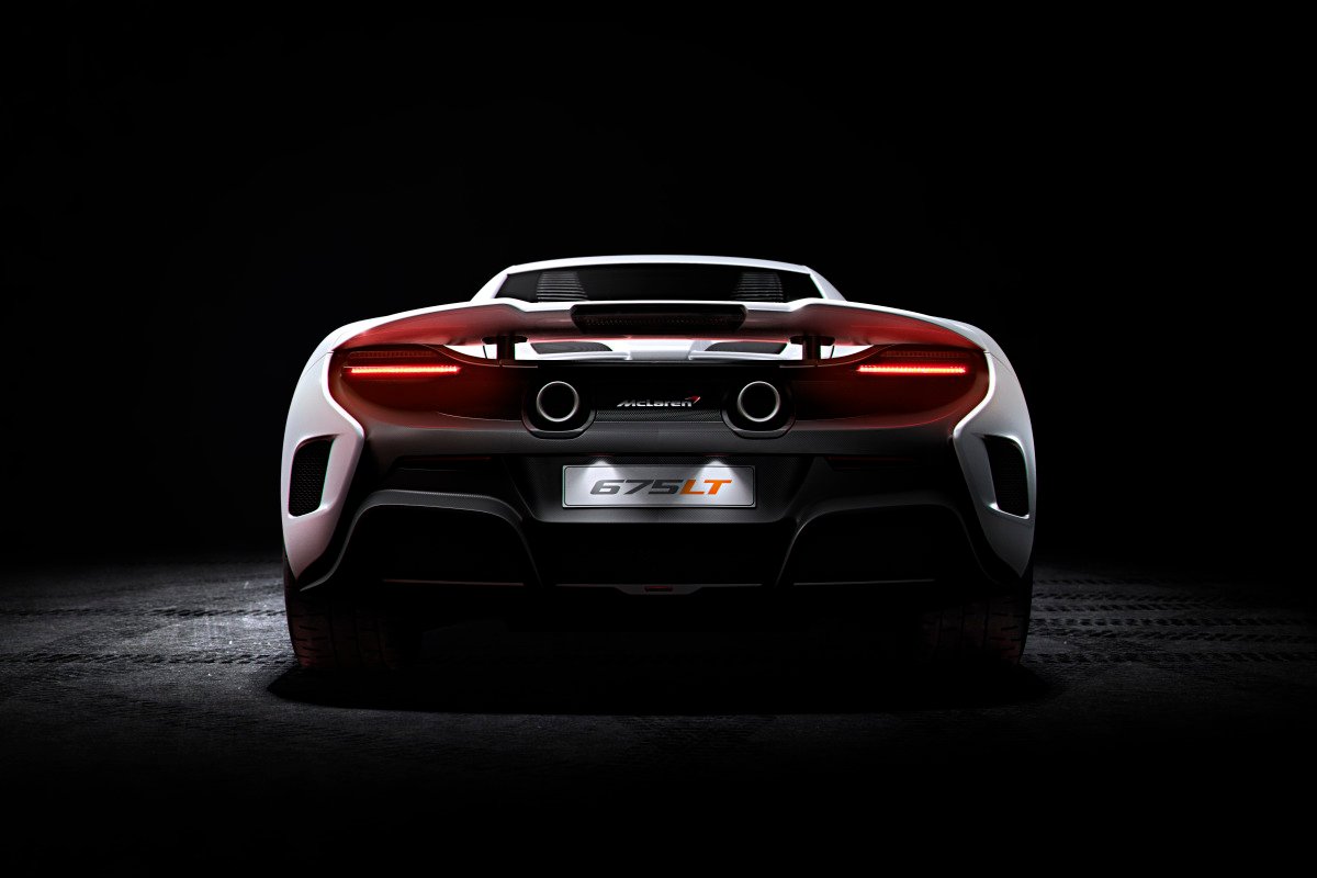 McLaren’s newly unveiled 675 LT (Long Tail) is anything but stretchy in the butt - slide 3