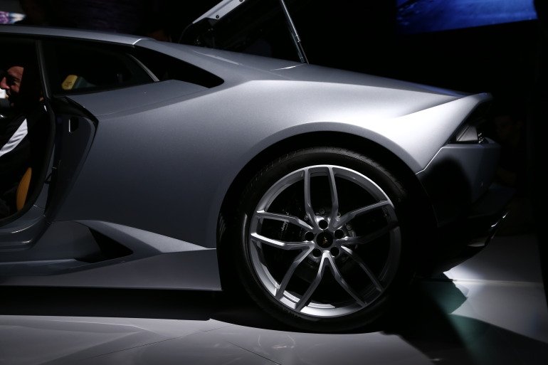 Interview: Lamborghini’s CEO Stephan Winkelmann & Design Director, Filippo Perini - slide 19