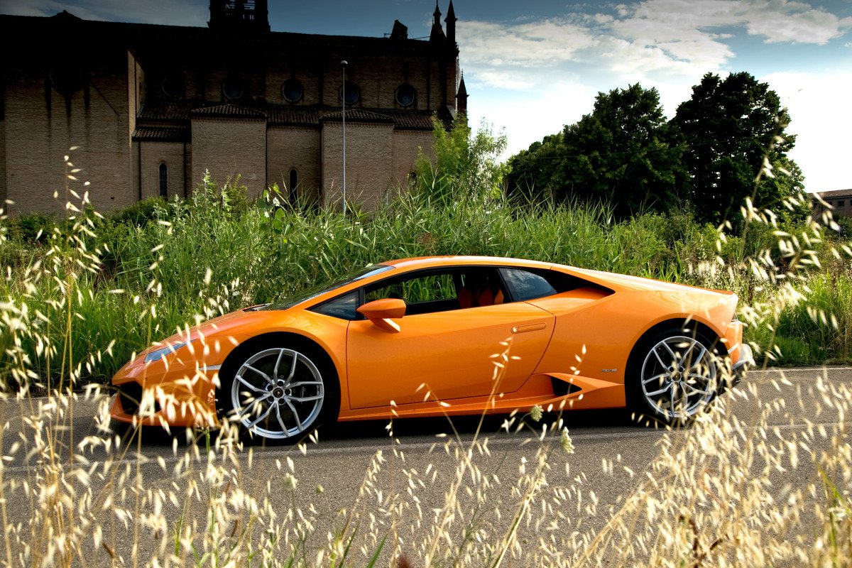 Interview: Lamborghini’s CEO Stephan Winkelmann & Design Director, Filippo Perini - slide 8