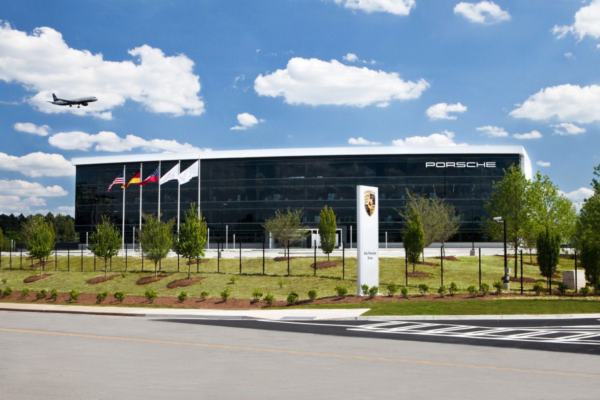 Space by HOK & cars by Porsche, the new $100 million Experience Center opens in Atlanta - slide 12
