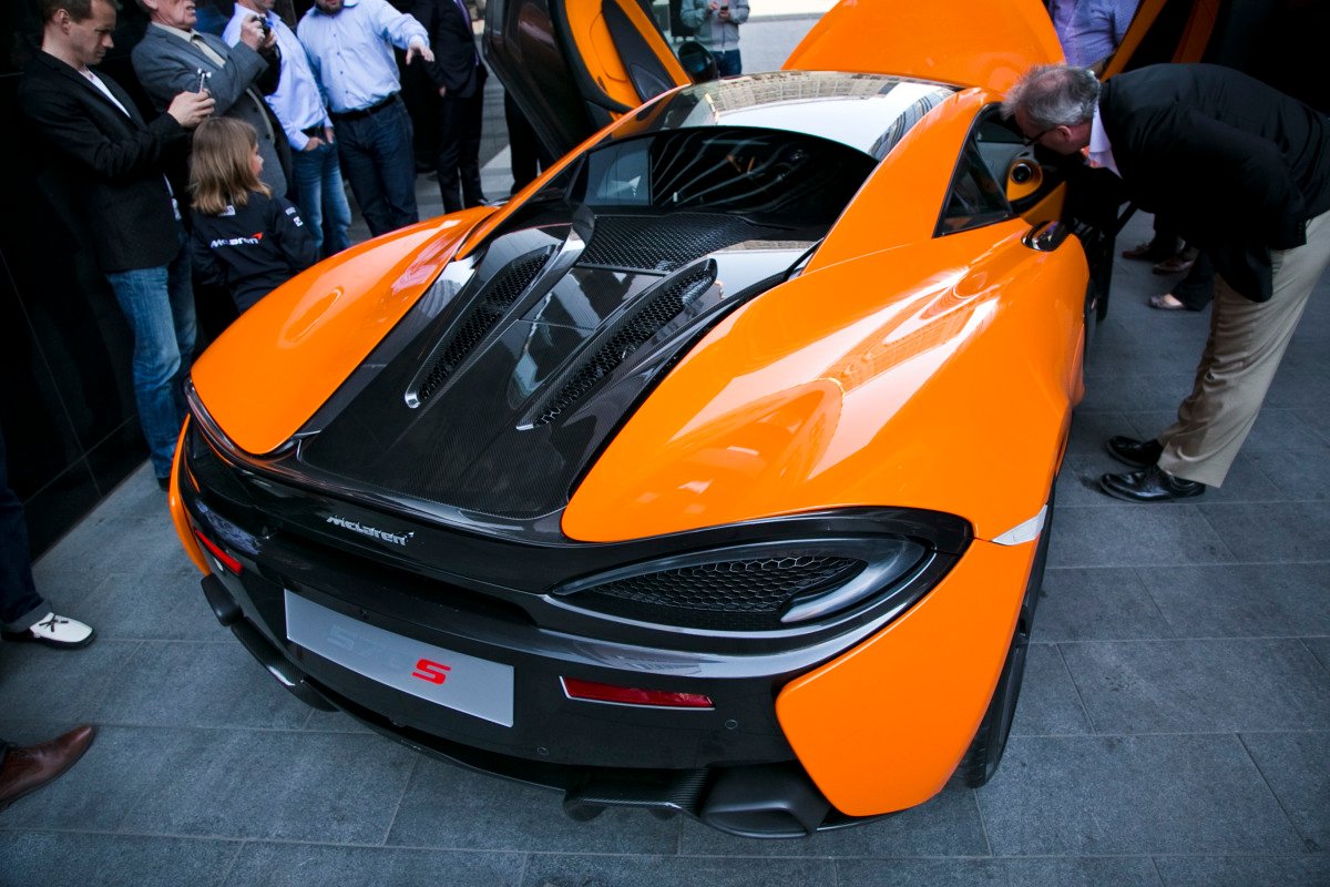 ORANGE CRUSH! McLaren debuts retina-altering 570S in Calgary - slide 7