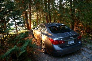 infiniti q50 AWD hybrid