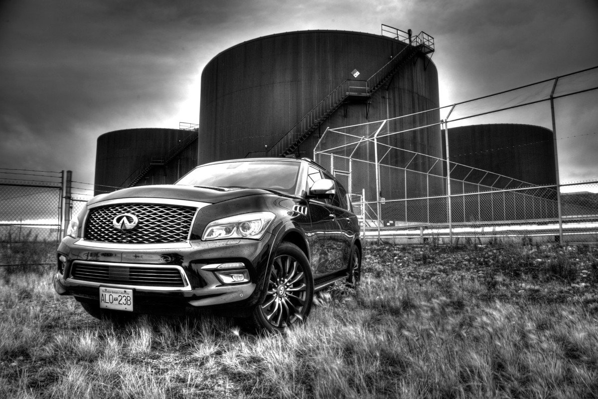 The polarizing flagship of luxury that is Infiniti’s expansive QX80 Limited - slide 4